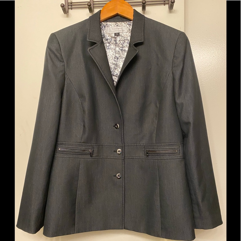 Tahari Arthur S. Levine Blazer size 12